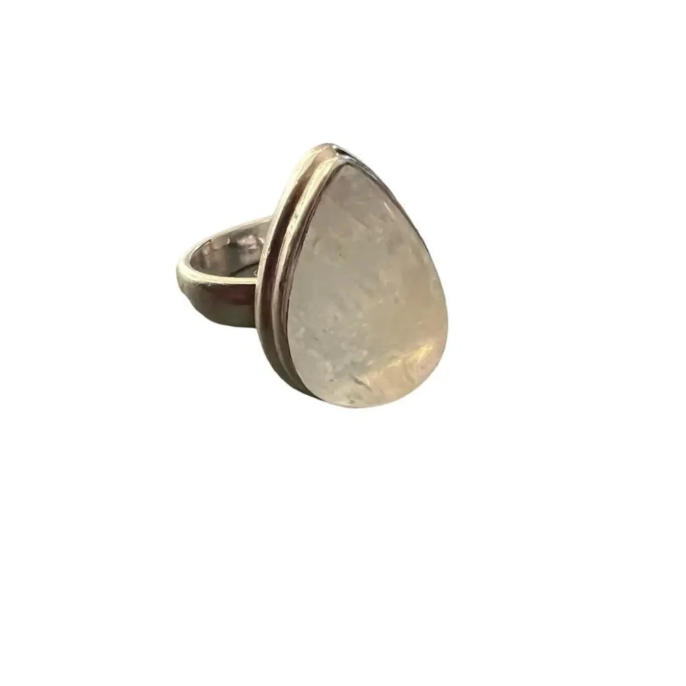 925 Sterling Silver Moonstone Ring Size 6